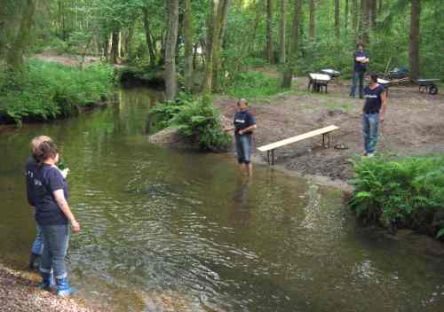 IMG_4016 - Erfrischung im sommerkühlen Bach Da ist eine Abkühlung wirklich verdient!
