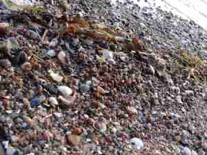 Die Invasion aus Richtung Strand startet . . .