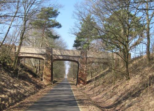Mit der Sonne im Rücken sehen die Brücken irgendwie anders aus.