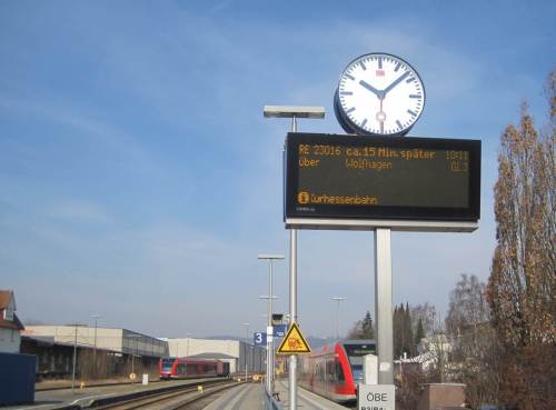 Oha, Verspätung - da schmilzt meine Umsteigezeit Richtung Null.
