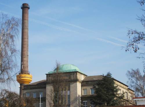 So lange "bei der Conti" der Schornstein raucht, geht`s Korbach einigermaßen gut.