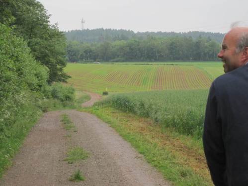 Also radelten wir los - zunächst Richtung Meineringhausen, parallel zum kürzlich beschriebenen Weg auf der alten Bahntrasse.