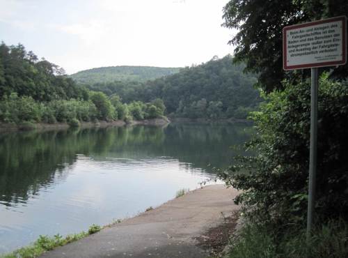 Ankunft am Edersee - oberes Ende der Werbe-Bucht.