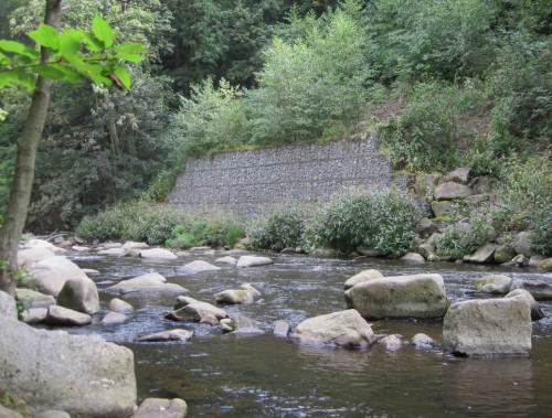 Gabionen schützen vor Hangrutsch