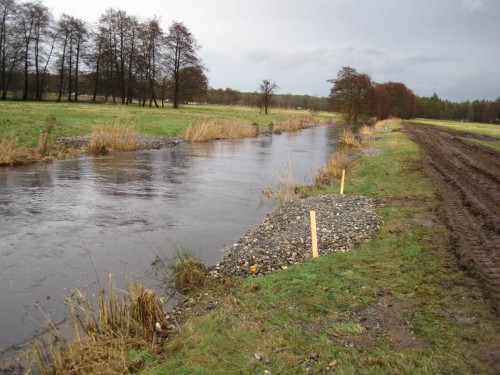 Der nähere Eindruck bestätigt: das Restaurieren beeinträchtigt den Hochwasserabfluss nicht.
