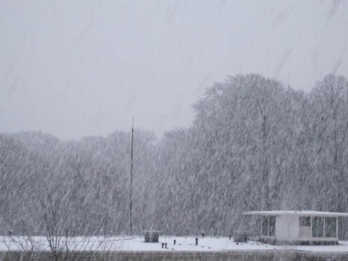 Auch in Hamburg war die ganze Woche über mit gelegentlichem starken Schneien zu rechnen gewesen.