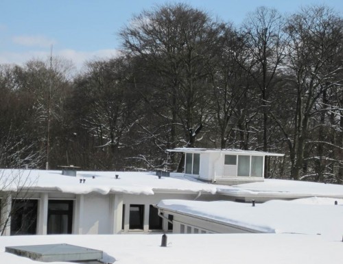 Sonne - wir liegen im Bereich starken Wetterwechsels.