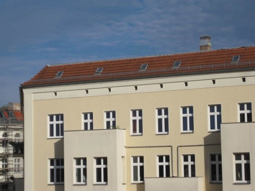 Am nächsten Morgen - die Schatten der Geometriestudie stehen anders.