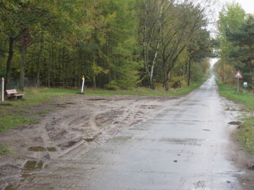 Die Kies-Lagerfläche ist leer.