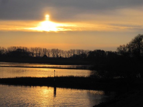 Von der Elbe aus gesehen entwickelte sich das Ganze weiter.