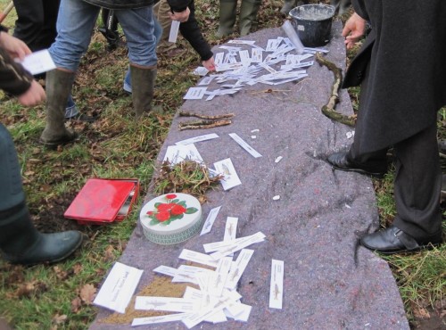 Interessant: die Fische der Bäche und kleinen Flüsse konzentrieren sich bei Kies und festliegendem Sand. Holz spiel eine große Rolle, Wasserpflanzen dagegen nicht.