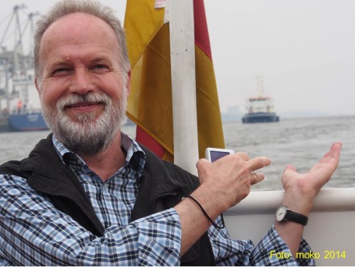 Blick nach Westen, gen Nordsee: Wen haben wir denn da!? Nein, nicht mich, unscharf über meinen Händen?