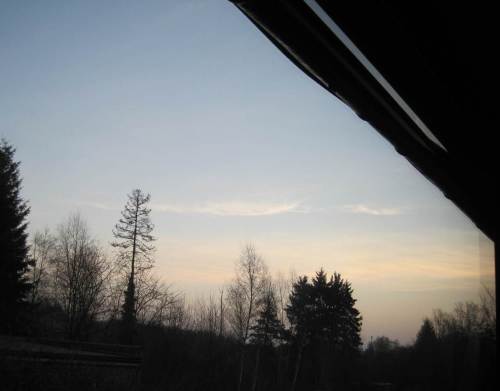 Ein sonniger Tag steht bevor. Bald wird auch hier, im Esszimmerhorizont, die Sonne aufgehen - noch ein Bisschen "nach Norden wandern".