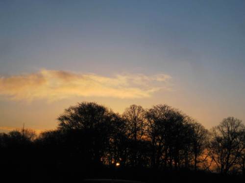 Anschliessend kündigt sich ein sonniger Tag an.