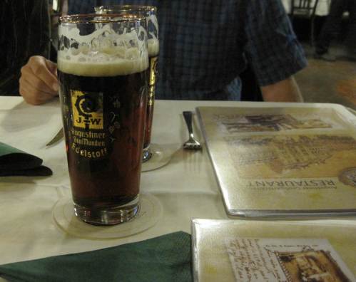 Ah, Augustiner Edelstoff - gutes Wasser!