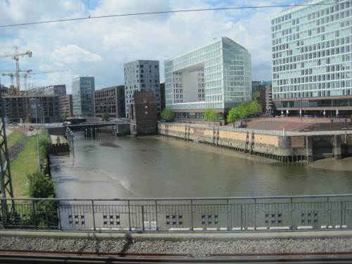 Klotzbau verhunzt Blickachse. Bleibt der Blick aufs Süßwasserwatt - mitten in der Stadt ...