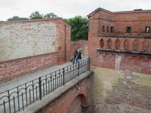 ... oder auf dem längeren schrägen Weg.