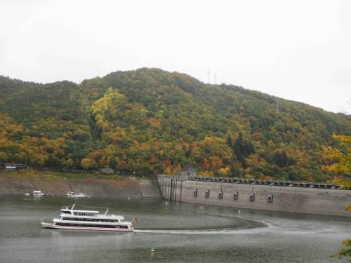 Huuups, das war jetzt aber ein Sprung! Nach kurzer Mittagspause hat es mich zur Sperrmauer, Hemfurth, verschlagen.