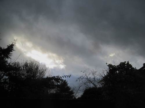 "Heini" war schon interessant - und sei`s nur wegen der wechselnden Himmelsbilder.