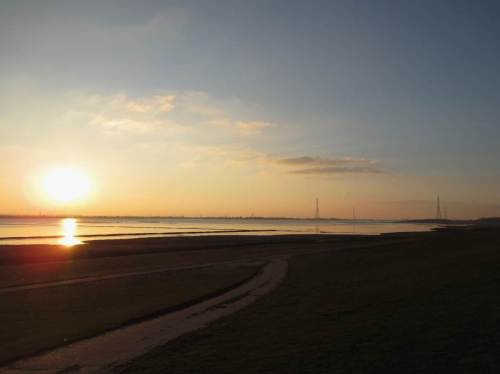 Ankunft Fährmannssand - Blick über den Deich. Da bin ich ja rechtzeitig angekommen.