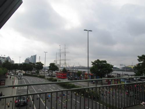 Mit der S-Bahn aus Wedel angereist - Ausstieg Landungsbrücken.