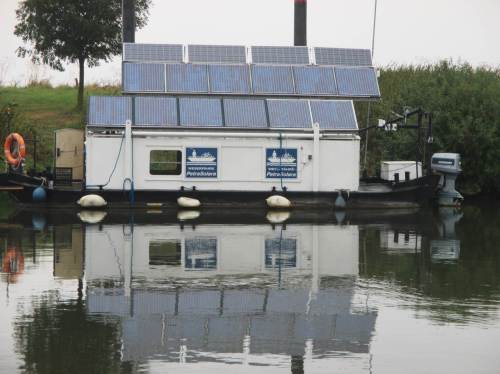 Die zugehörige "Tankstelle".