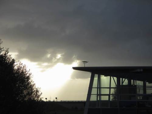 Wir treffen unseren Besuch gleich morgens am Multimar Wattforum, an der Eider, Tönning.